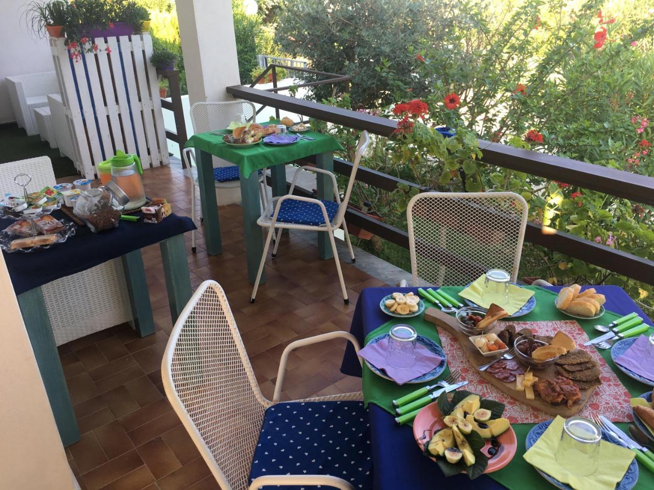 B&B A Casa Di Picci Santa Domenica  Exteriör bild